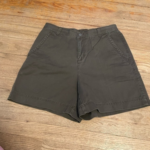 Liz Claiborne Liz wear size‎ 10 shorts